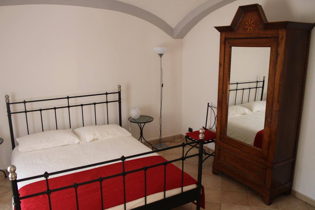 B&B Bricco Fiore Briaglia 部屋 写真